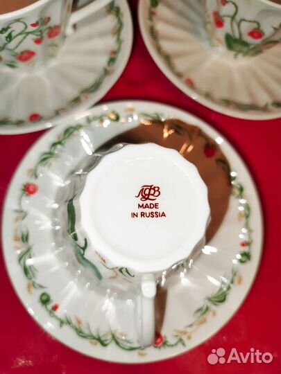 Чашки с блюдцами лфз