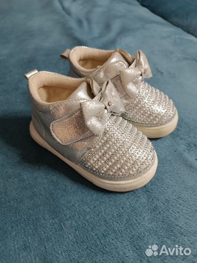 Обувь для девочки
