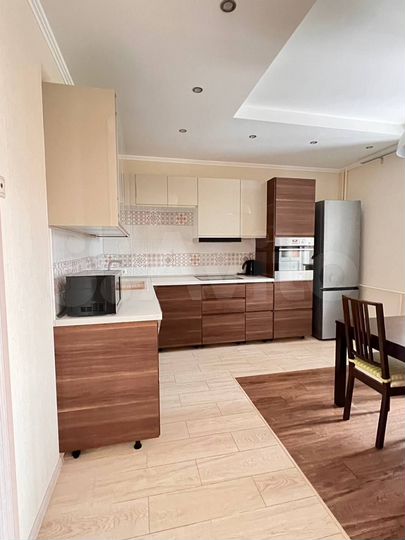 3-к. квартира, 85,2 м², 13/17 эт.