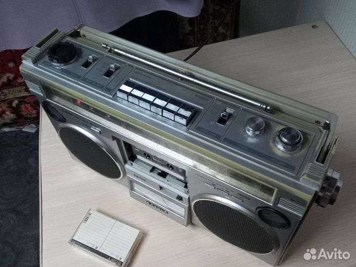 Магнитола sanyo