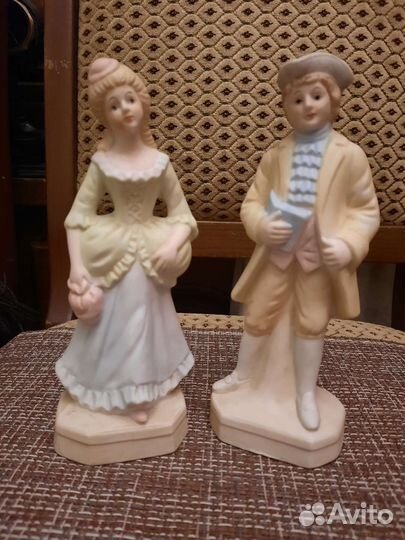 Статуэтки фарфор бисквит