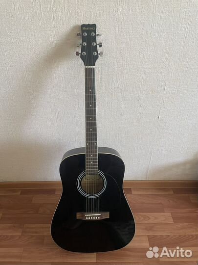 Акустическая гитара martinez