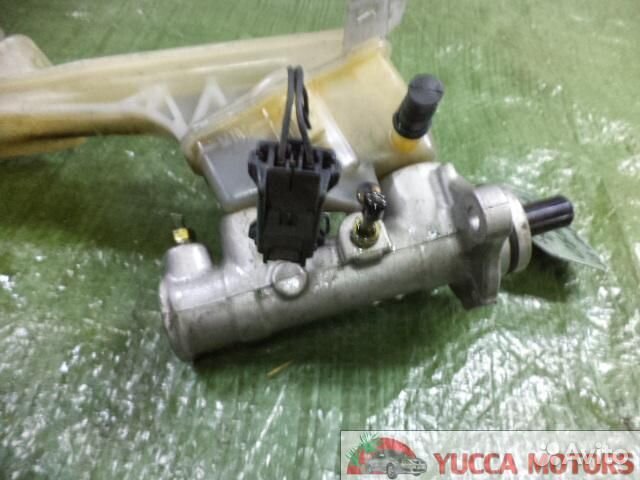 Б/У Главный тормозной цилиндр M.Premacy CP (б/у