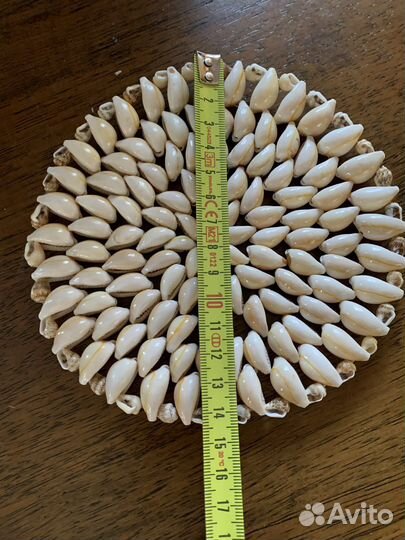 Подставка под горячее из ракушек