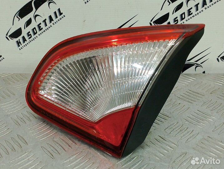 Фонарь задний правый Nissan Qashqai J10 HR16DE