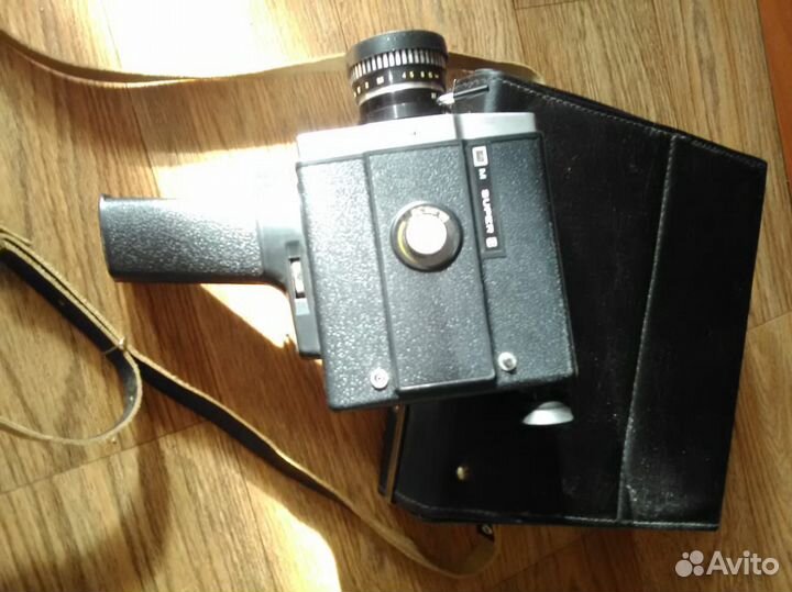 Киносъёмочный аппарат Аврора 215