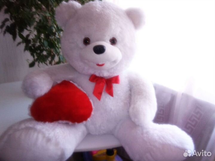 Большие плюшевые медведи