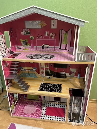 Домик кукольный