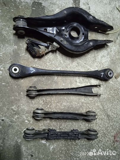 Рычаги задние левая сторона bmw F20