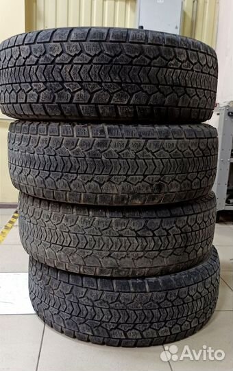 Dunlop Grandtrek SJ5 275/65 R17