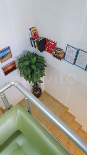 Комната 100 м², 2/4 эт.