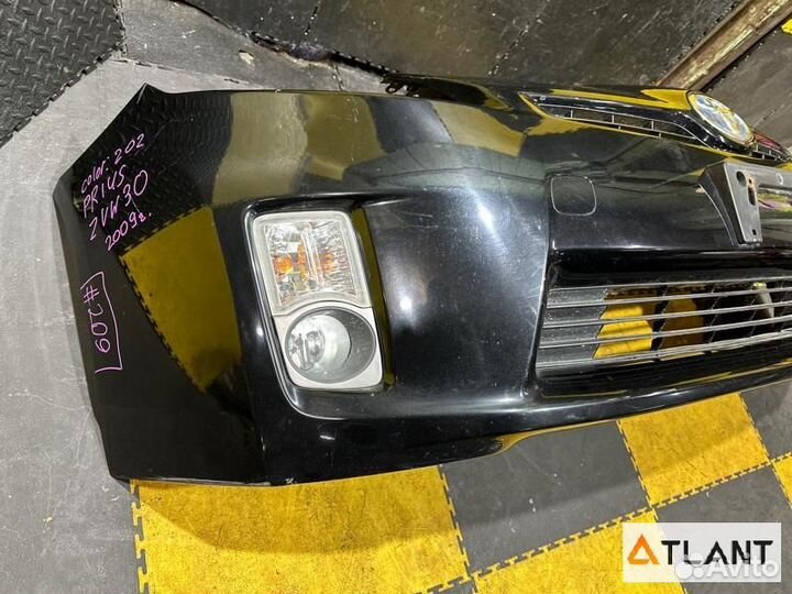 Бампер передний toyota prius