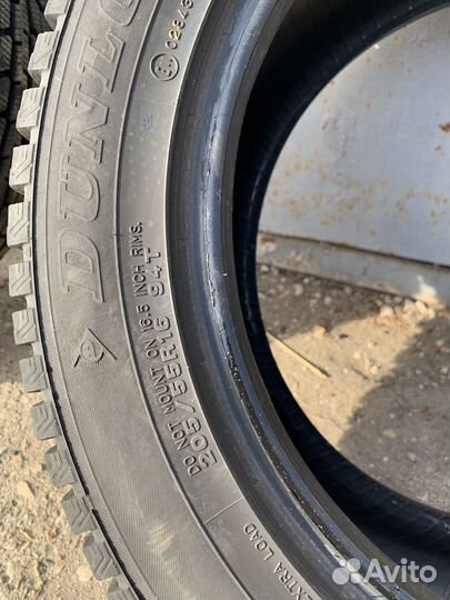 Dunlop SP Winter Ice 01 205/55 R16 94T
