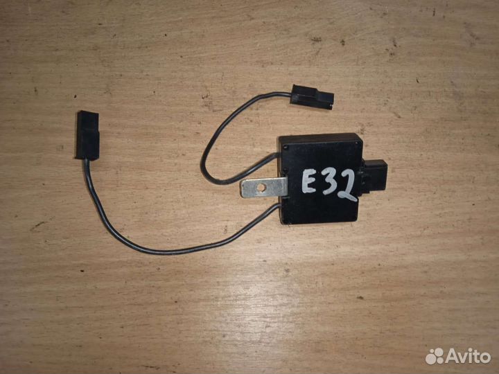 Антенна оригинал BMW E34, E34 бмв Е32, Е34