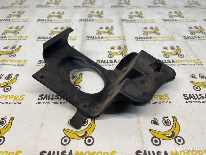 Кронштейн бампера передний правый Volkswagen