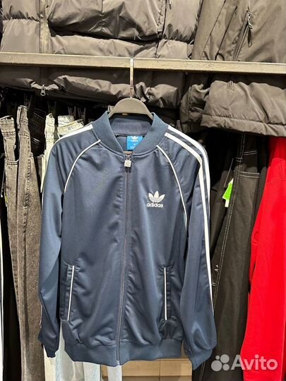 Спортивный костюм adidas