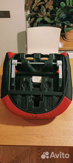 Детское кресло бустер babyton 22-36 кг