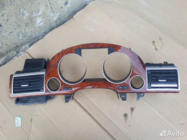 Накладка на панель приборов Audi A8 D3
