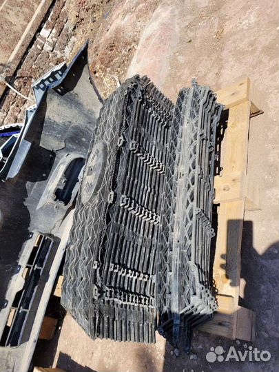 Решетка радиатора LADA vesta цена за шт