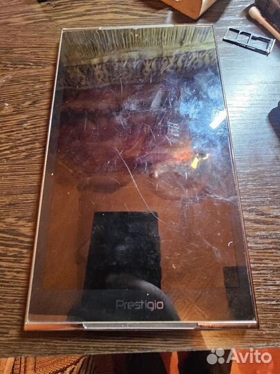 Планшет prestigio