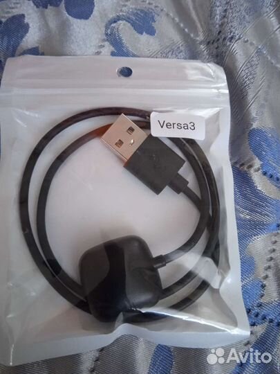 Зарядка для Fitbit Versa 4/3 Sense 2 (смарт часов)