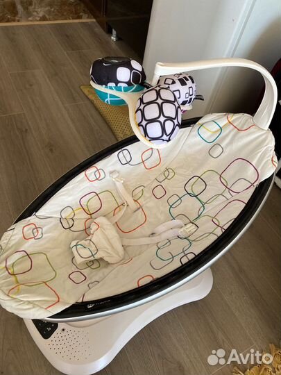 Детские электронные качели 4moms