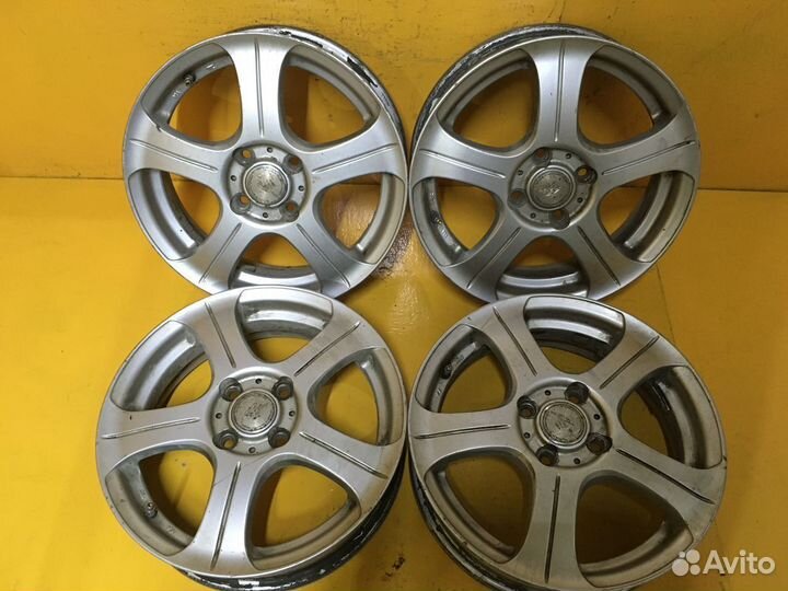 Есть трещина. 4 шт. Диски 15 4х100 DIA 72