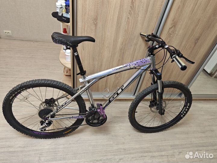 Велосипед GT Avalanche 1.0 Disc