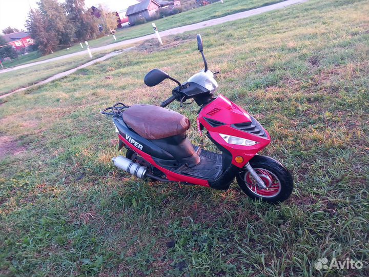 Продаю скутер производство китай