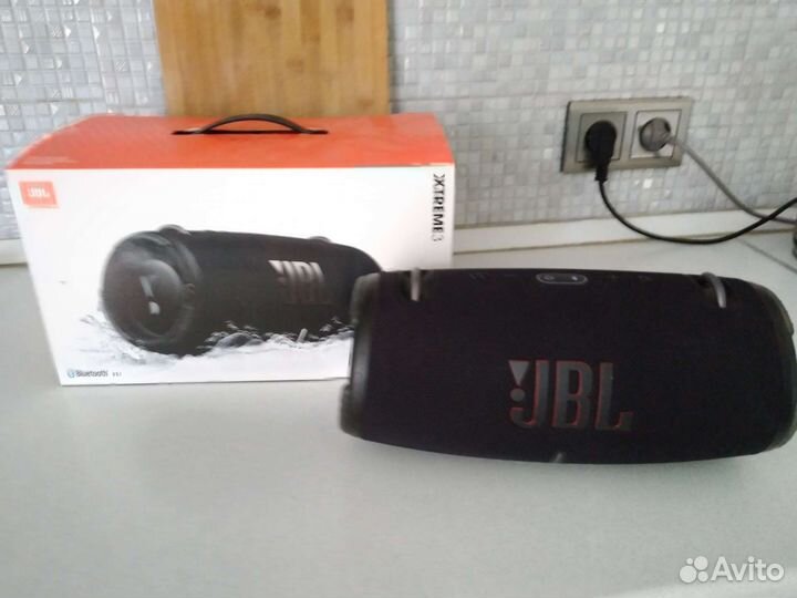 Портативная колонка jbl xtreme 3