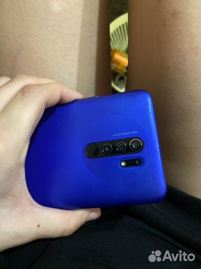 Xiaomi Mi 9, 8/64 ГБ