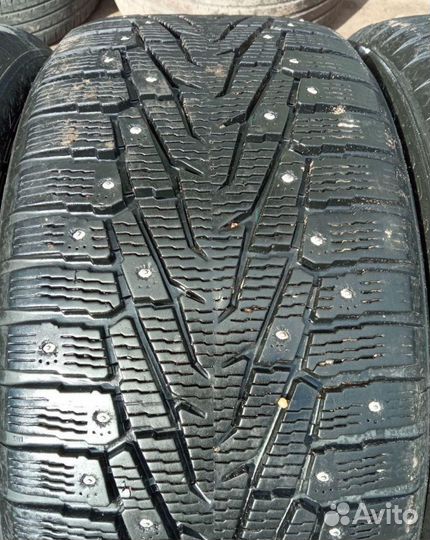 Nokian Tyres Hakkapeliitta 7 275/40 R20 99W