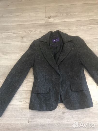 Пиджак женский из натуральной шерсти