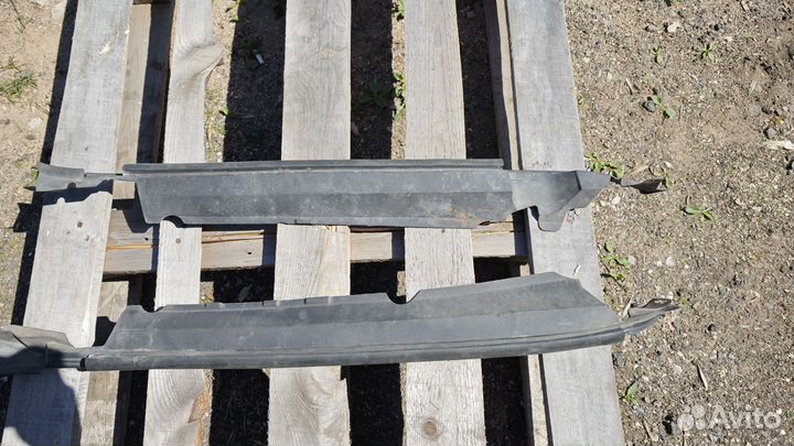 Пыльник крыла левый Land Cruiser 200 с 2007 года