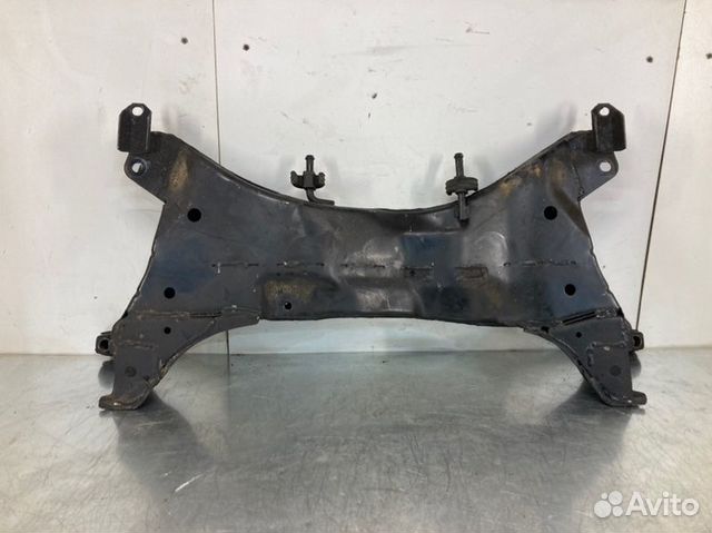 Подрамник (балка подмоторная) Ланцер 9 оригинал