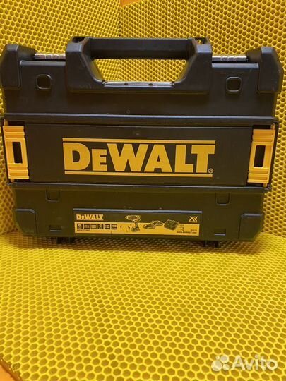 Шуруповерт dewalt 18v dsd777s2t