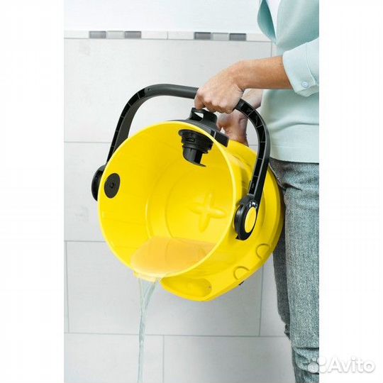 Новый моющий пылесос Karcher SE 4001 (1.081-130.0)