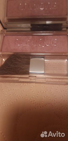Румяна Clinique blushing blush оригинал