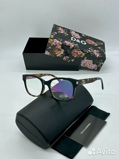 Солнцезащитные очки dolce gabbana