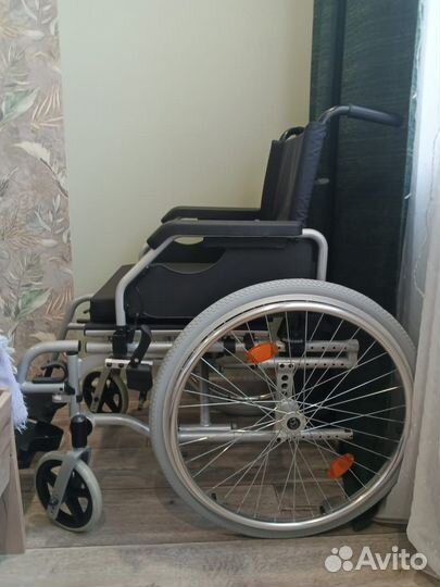 Коляска для инвалидов