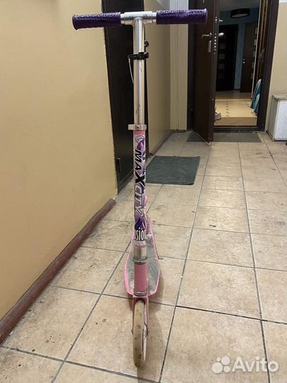 Розовый самокат