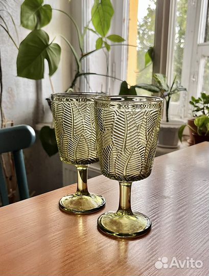 Бокалы с рельефным стеклом 2 шт
