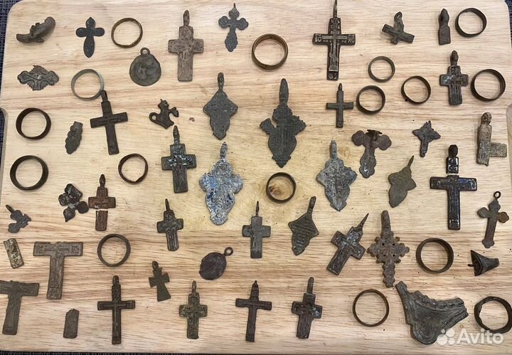 Старинные крестики и кольца