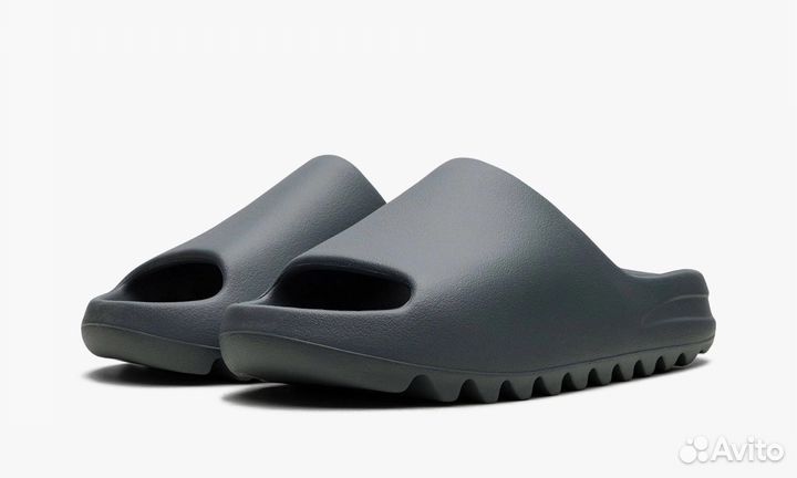 Yeezy Slide 