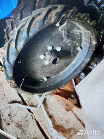 Колесо для тележки