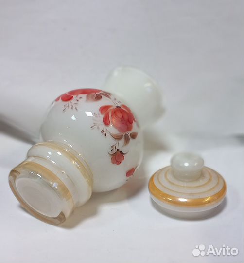 Кувшин с крышкой