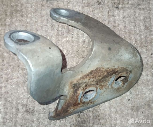 Держатель к сажевому фильтру Mercedes w204 CClass