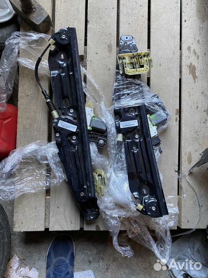 BMW F01 F02 Стеклоподъемник левый правый