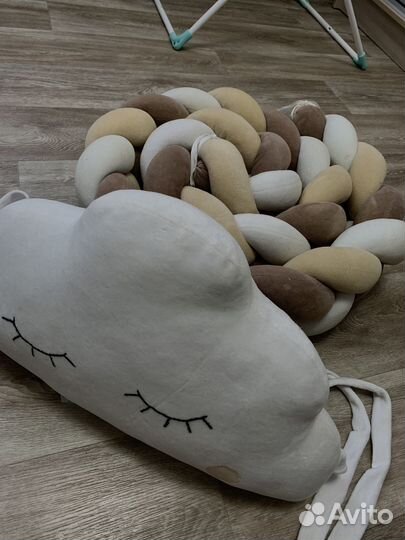 Бортик коса в кроватку