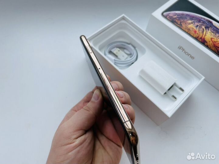iPhone Xs Max, 64 ГБ